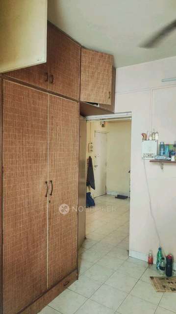 Shared Room for Female In 2 BHK  In Unity Complex In Shaniwar Peth