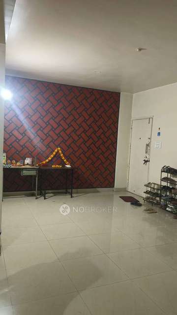Shared Room for Female In 3 BHK  In Wakad