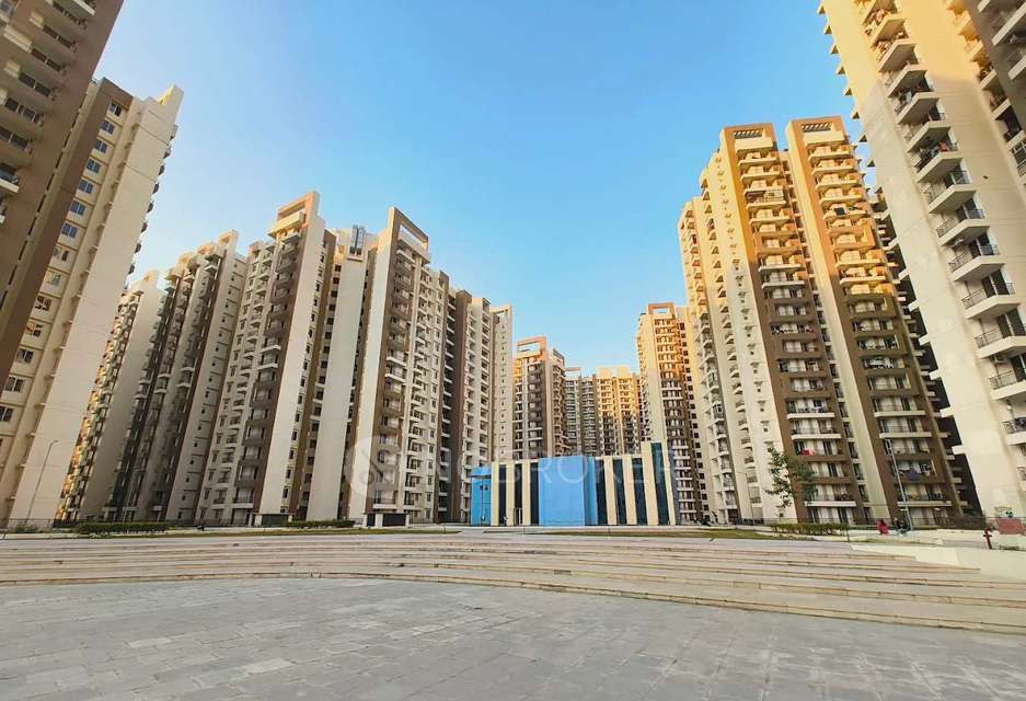 2 BHK Flat In Amrapali Golf Homes For Sale  In Amrapali Golf Homes