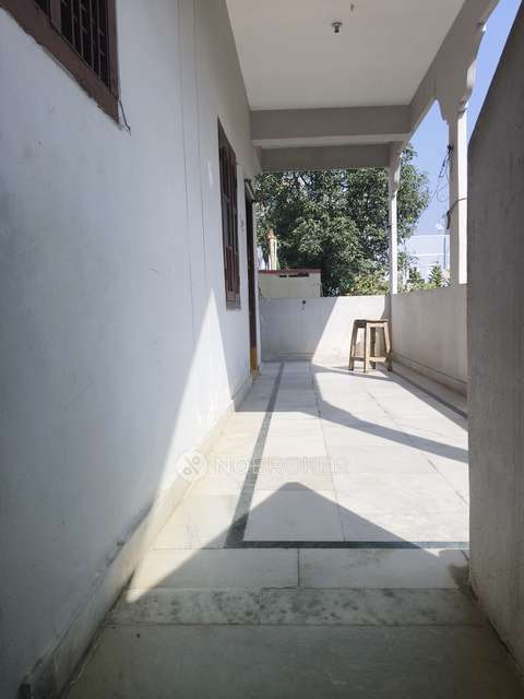 4+ BHK House For Sale  In Miyapur