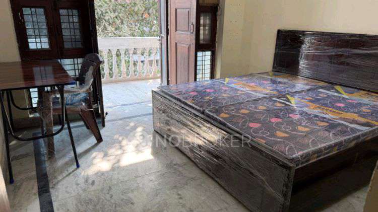 1 BHK House for Rent  In Sector 2