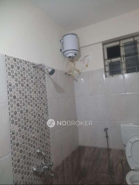 2 BHK Flat In Akshaya Royal For Sale  In Bommasandra