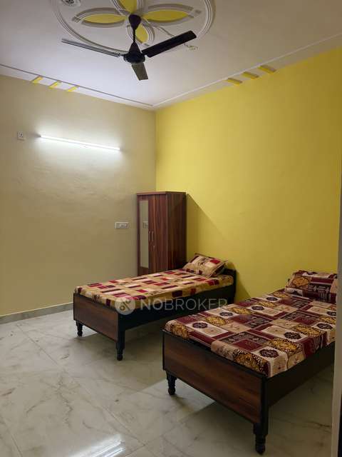 PG for Boys in Sector 101