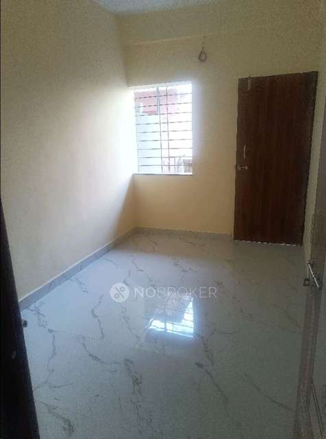 2 BHK Flat In .. for Rent  In Gurudwara Chowk Aakurdi Railway Station
