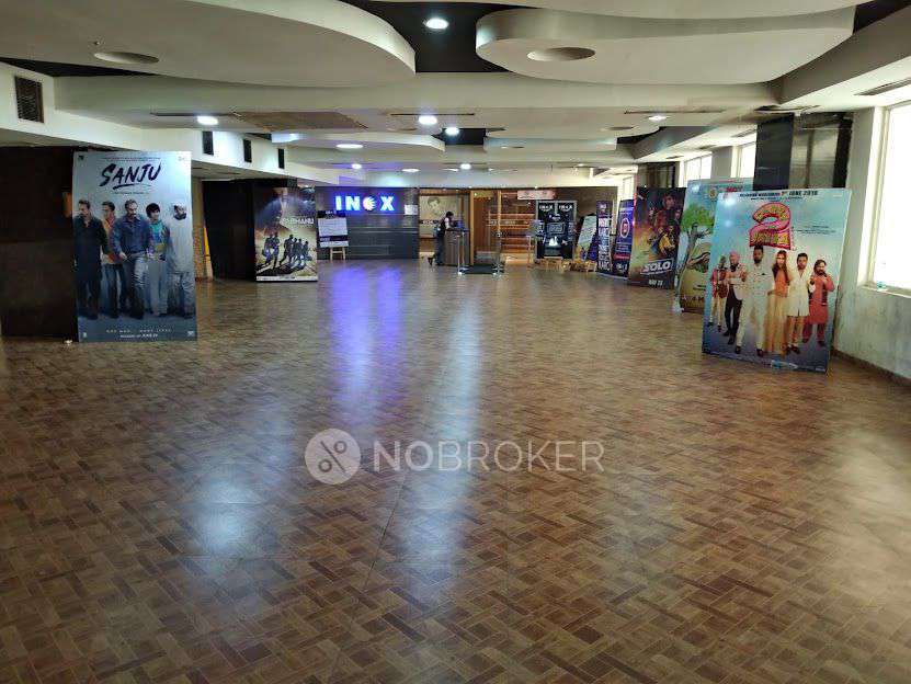 Shop in Swarn Nagri, Greater Noida for Rent 