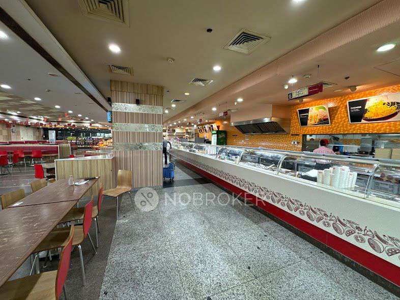 Shop in Swarn Nagri, Greater Noida for Rent 