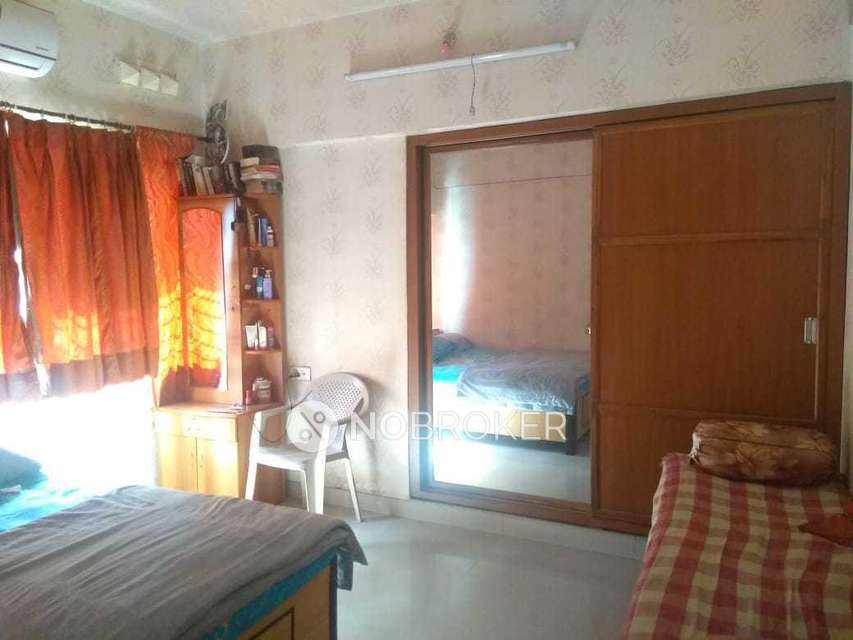 1 BHK Flat In  Haware Estate Tulip 2 For Sale  In Thane West