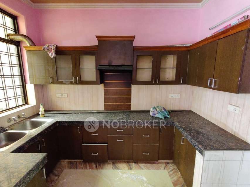 2 BHK House for Rent  In Sector 40