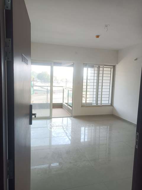 2 BHK Flat In Kolte Patil Little Earth For Sale  In Little Earth By Kolte Patil 