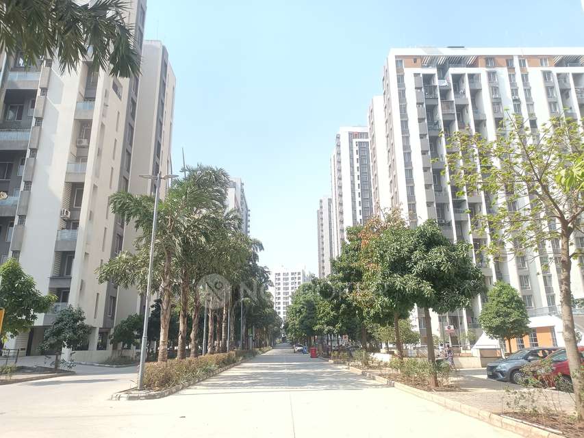 2 BHK Flat In Kolte Patil Little Earth For Sale  In Little Earth By Kolte Patil 