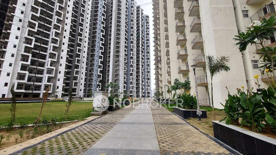 3 BHK Flat In Elegant Ville for Rent  In Ithaira 
