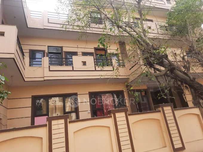 PG for Girls in Sector 27