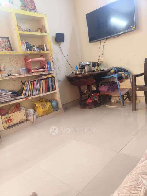 1 BHK Flat In Mamtha Flats for Rent  In Kaveri Textiles Readymades And Gold House