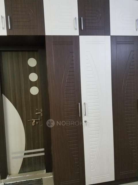 2 BHK Flat In Janapriya Metropolis, Moti Nagar For Sale  In Moti Nagar