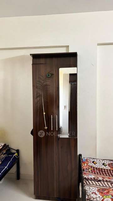 Shared Room for Male In 3 BHK  In Giriraj Grandiose Phase 1 In Wakad