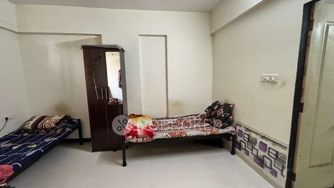 Shared Room for Male In 3 BHK  In Giriraj Grandiose Phase 1 In Wakad