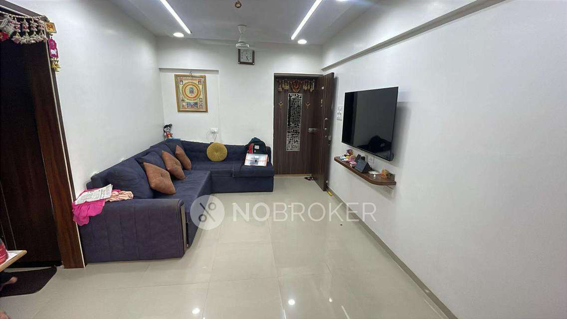 2 BHK Flat In Jay Sonal Chsl, Sarojini Naidu Road, Kandivali-west for Rent  In Kandivali West
