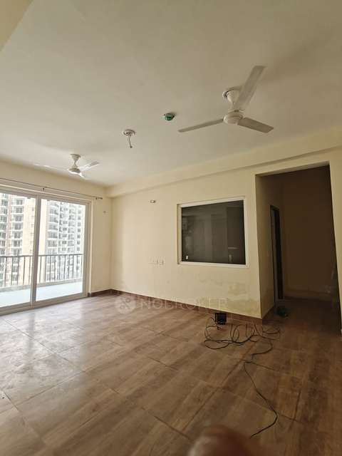 4+ BHK Flat In Amrapali Heartbeat City for Rent  In Sector 107
