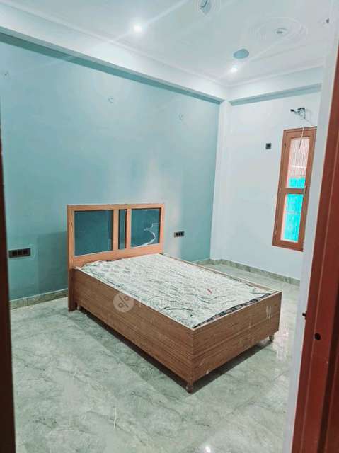1 BHK House for Rent  In Sector 37 Greater Noida Gautam Buddha Nagar