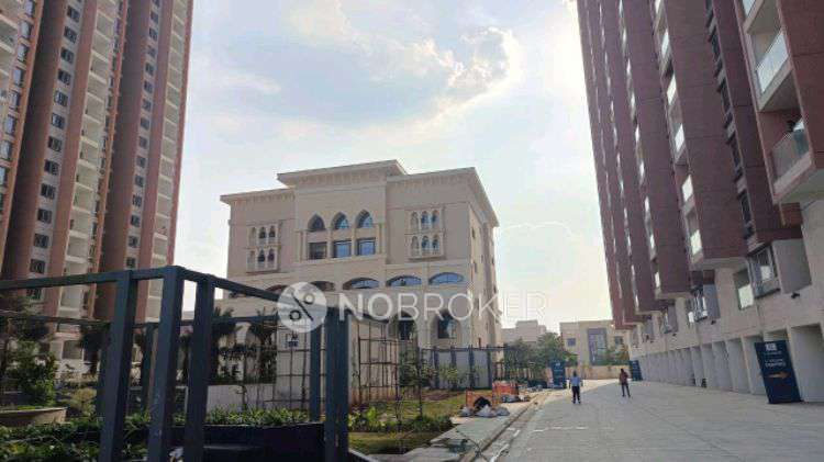 4 BHK Flat In Urbanrise On Cloud 33 For Sale  In Bachupally
