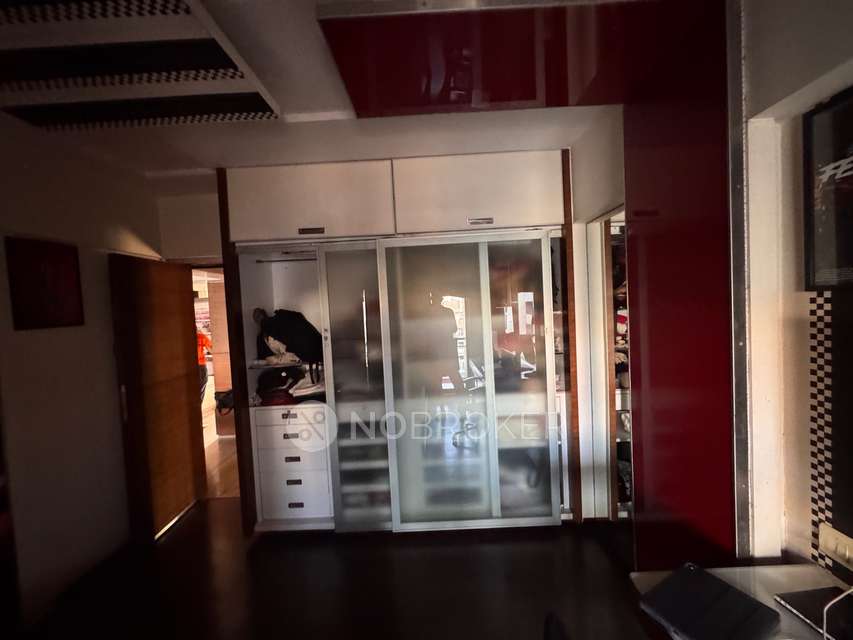 2 BHK Flat In Mayfair Meridian For Sale  In Andheri West