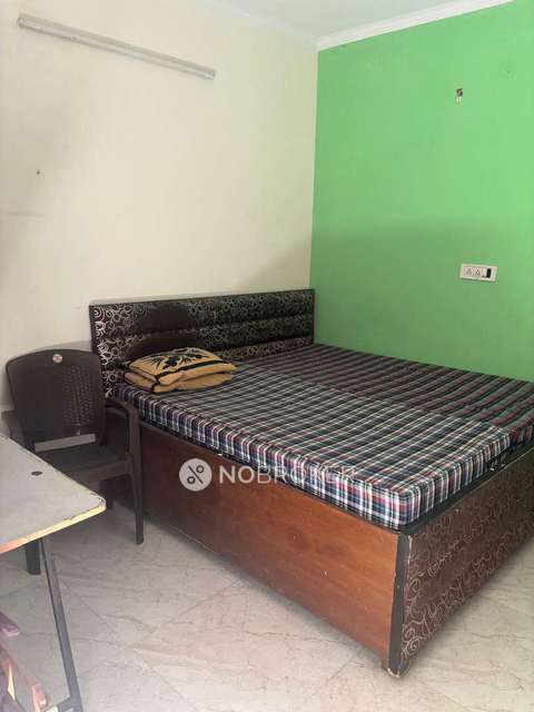 PG for Girls in Patel Nagar