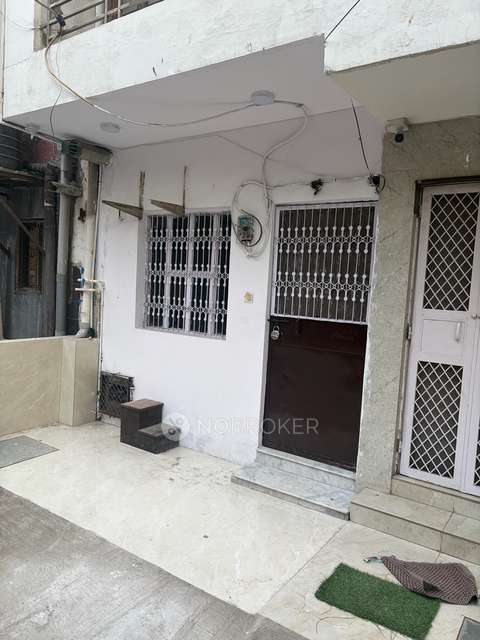 1 RK House for Rent  In Prem Nagar, Janakpuri
