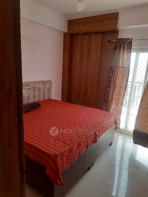 2 BHK Flat In Amrapali Tropical Garden for Rent  In Tech Zone Iv