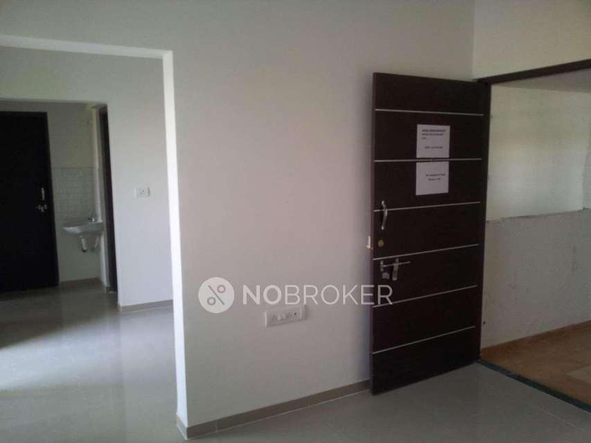 1 BHK Flat In Kushal Swarnali For Sale  In Kharabwadi