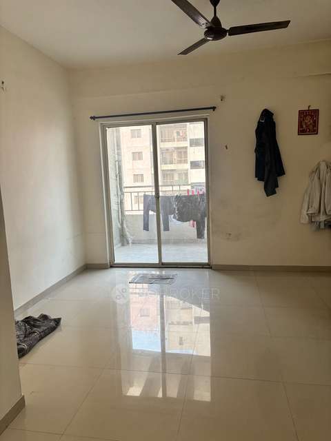 Shared Room for Male In 1 BHK  In Vaastu Sarovar  In  Wagholi,