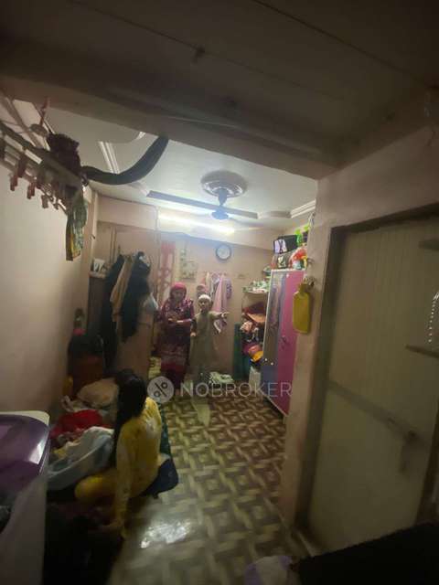 1 RK Flat In Kshitij Chs for Rent  In Mahim West