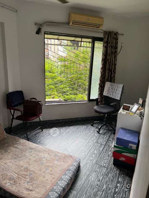 Single Room for Male In 1 BHK  In Fortune Vue C Wing In Agripada, 