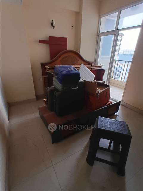 2 BHK Flat In Mahagun Puram, Mahagunpuram For Sale  In Mahagunpuram