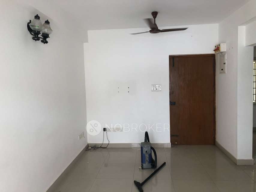 2 BHK Flat In Mandavelipakkam For Sale  In Adyar