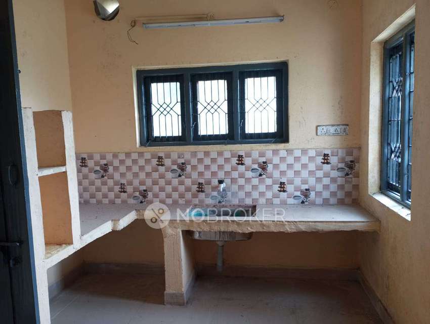 1 BHK House for Rent  In Thazhambur