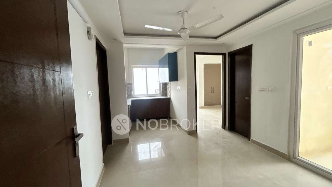 2 BHK Flat In Oasis Grandstand for Rent  In Oasis Grandstand