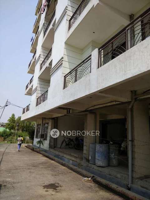 2 BHK Flat In Krishna Madhav Chs for Rent  In Girdharpur Sunarasi