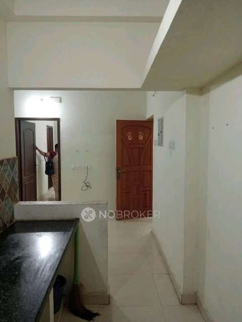 2 BHK Flat In Mahavignesh Construction for Rent  In 47, Kattur Sadayappanstreet, Periamet, Poongavanapuram, Chennai, Tamil Nadu 600003, India