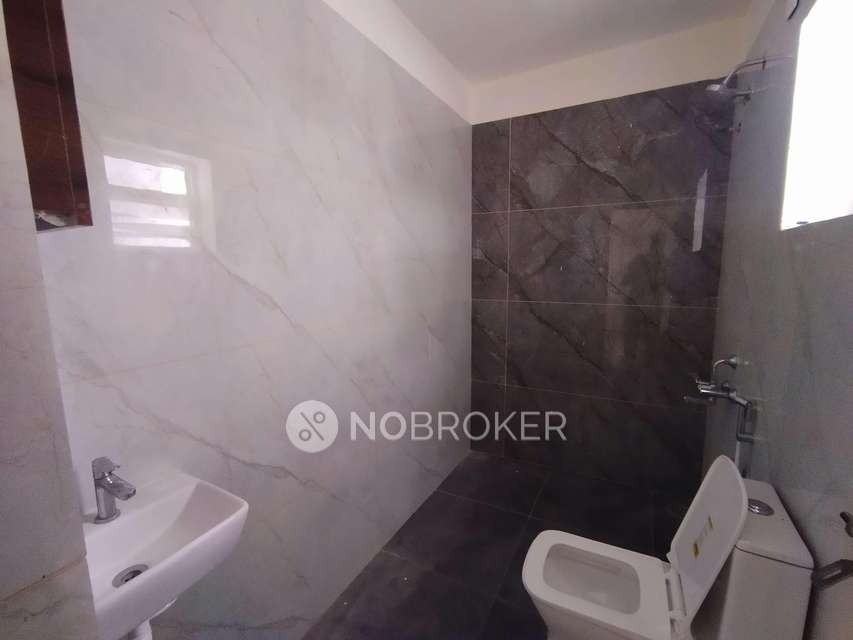 3 BHK Flat In Neeladri Apartment For Sale  In Kompally 