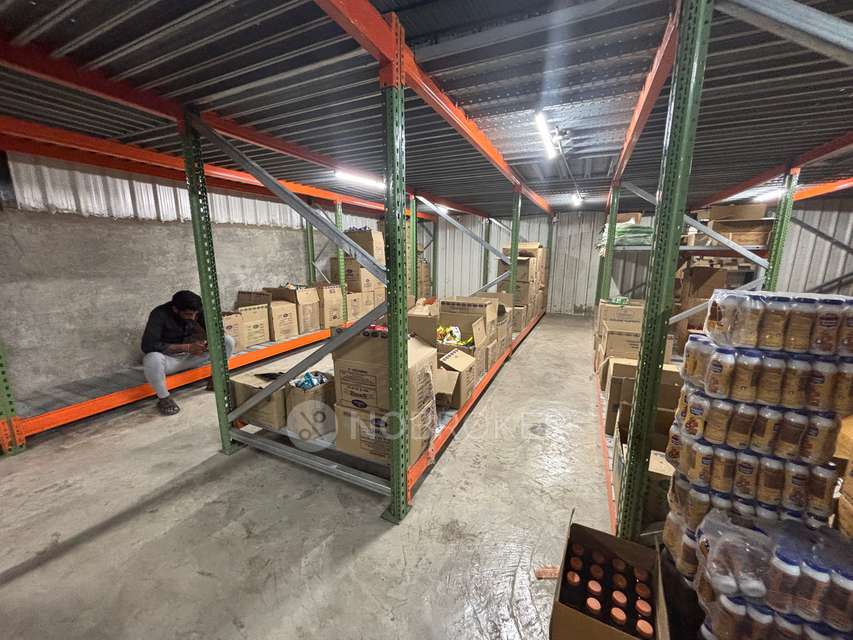 Godown/Warehouse in ????, Pune for sale 