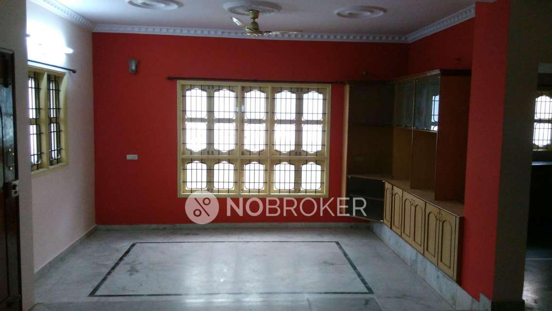4+ BHK House For Sale  In Hosakerehalli