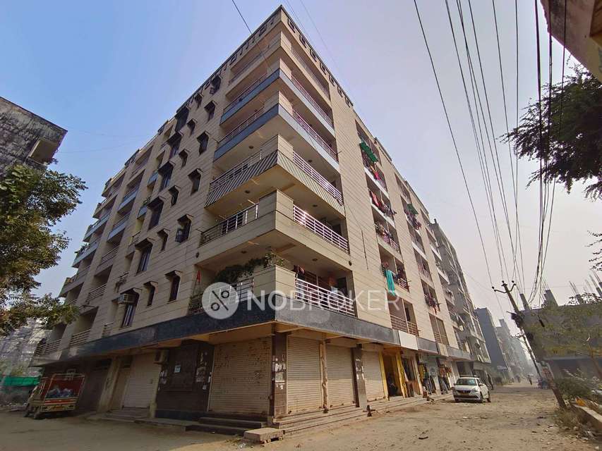 3 BHK Flat In Shri Sham Apartment  For Sale  In Sector-3