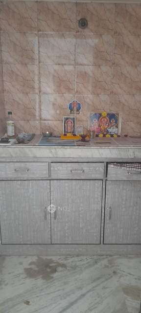 PG for Girls in Gnj Ladies Pg