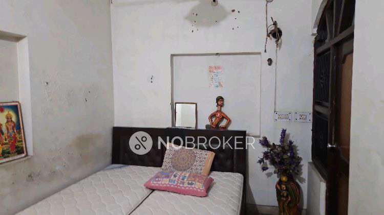 4+ BHK Flat For Sale  In Muradnagar