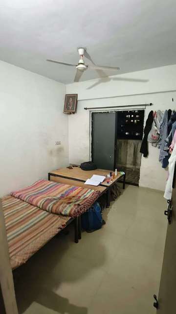 Shared Room for Male In 2 BHK  In Apartment In Walhekarwadi 