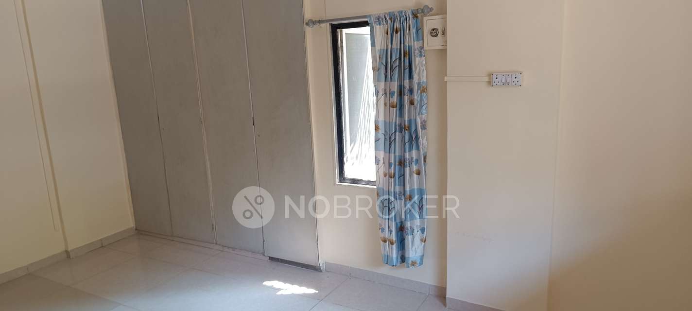 1 BHK Flat In Sion Garden View Apartments for Rent  In Sion