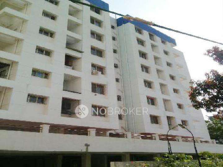 Single Room for Female In 3 BHK  In Gera Regent Park In Baner