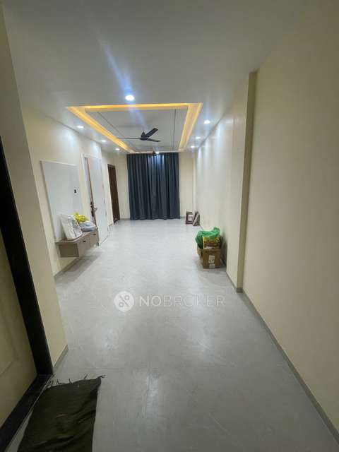 1 BHK Flat In Standalone Building  for Rent  In Charholi Budruk