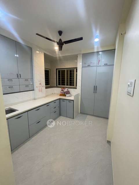 1 BHK Flat In Standalone Building  for Rent  In Charholi Budruk