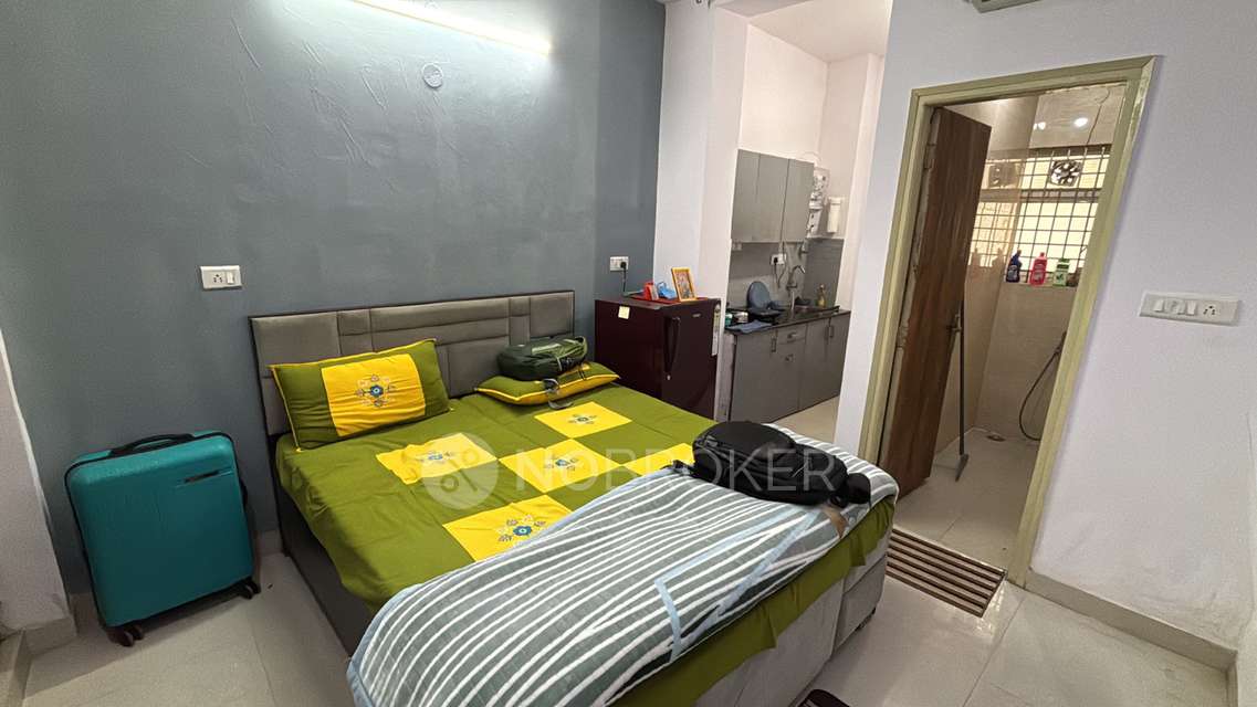 1 RK Flat In Prince Properties for Rent  In Sector 43